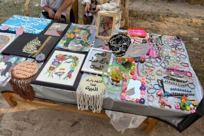 معرض الأعمال الفنية واليدوية