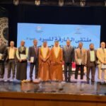 عبد الله العويس ومحمد القصير في الملتقى