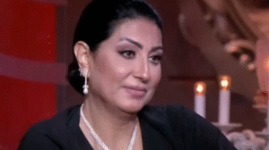 وفاء عامر