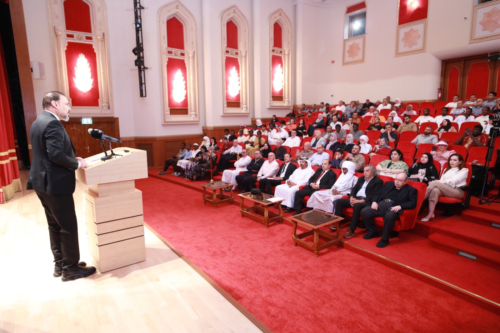 من الأمسية 