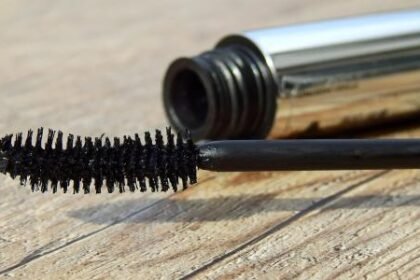 طريقة عمل الماسكارا