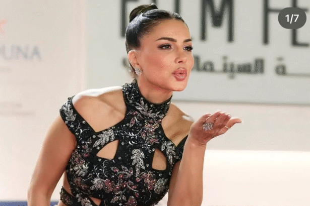 نجلاء بدر تخطف الأنظار بفستان أسود جريء