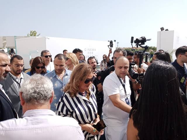 يسرا 50 سنة سينما