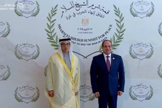 نيابة عن رئيس الإمارات..منصور بن زايد يشارك في قمة شرم الشيخ للسلام