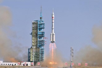 الصين تطلق المركبة الفضائية "شنتشو-22"