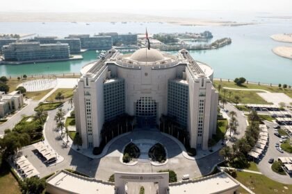 الإمارات