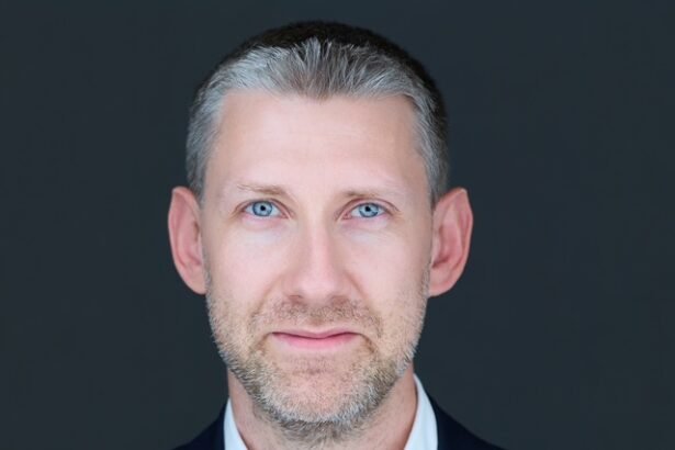 بافل سبيرين، الرئيس التنفيذي للنمو في مجموعة روسترو