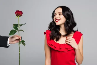 صفات أنثى الحوت