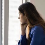 فك التعلق العاطفي