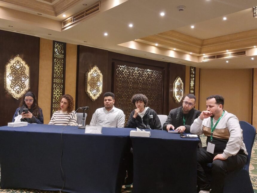 العرض المسرحي المغربي