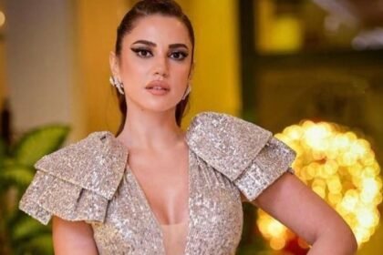 الفنانة درة