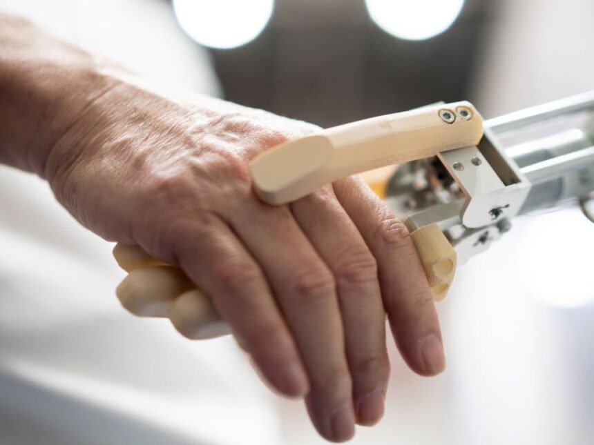 جلداً إلكترونياً