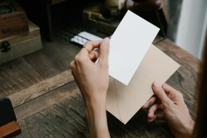 رسالة من شخص مجهول