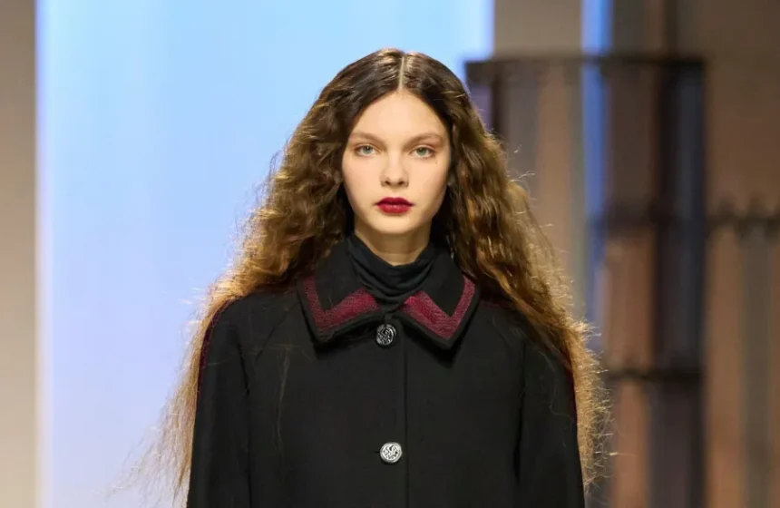 الشعر الكيرلي