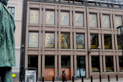 الذكاء الاصطناعي في إدارة الاستثمارات