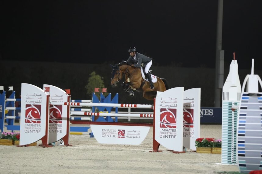 "مركز الإمارات للفروسية" يستضيف 8 منافسات لقفز الحواجز
