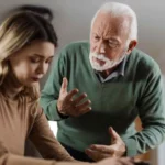 رؤية الشجار مع شخص قريب