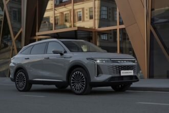 سيارات فاخرة في الإمارات