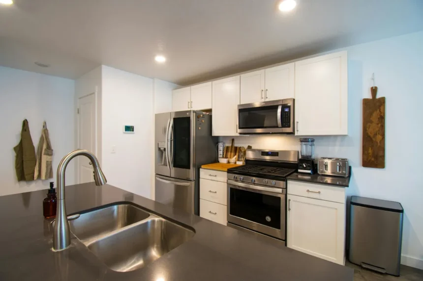 روائح سلة القمامة