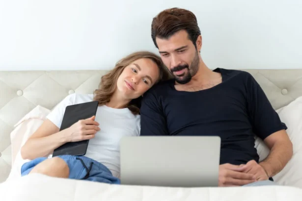 تأثير السوشيال ميديا على الزواج