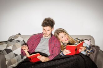 قراءة الروايات