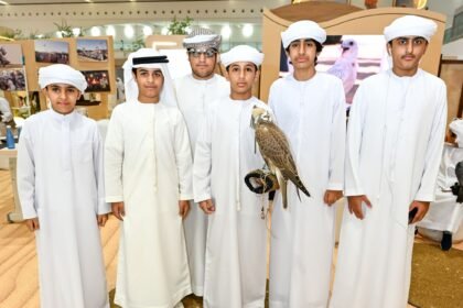 مشاركة نادي أبوظبي للصقارين